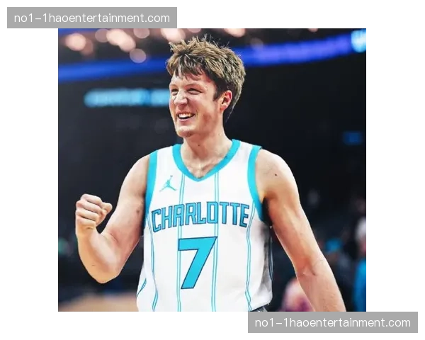 VJ-艾奇库姆最年轻30+10 76人新星历史级表现